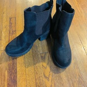 Chic Black Ankle Boots